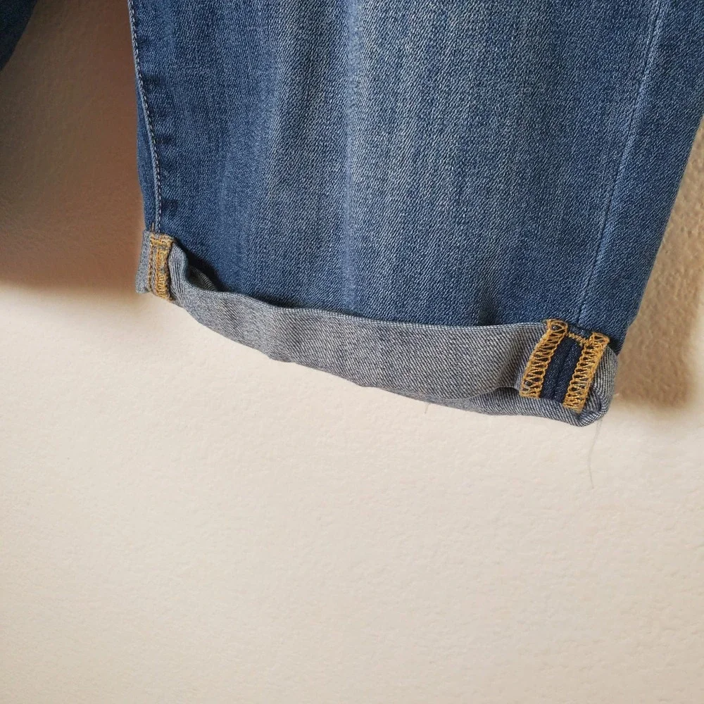 Paige Women's Jax Denim Bermuda Shorts Medium Wash Blue Cuffed Jorts Size‎ 27